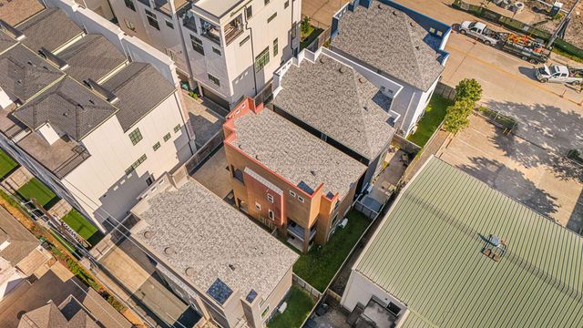 5830 Winsome Lane, Houston, TX 77057