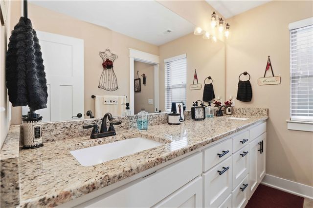 1213 Bradley Street, Centerton, AR 72719