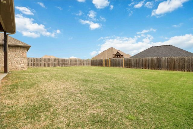 1213 Bradley Street, Centerton, AR 72719