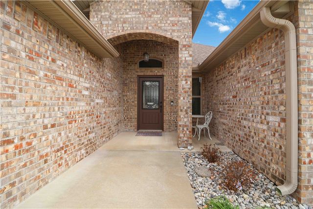 1213 Bradley Street, Centerton, AR 72719