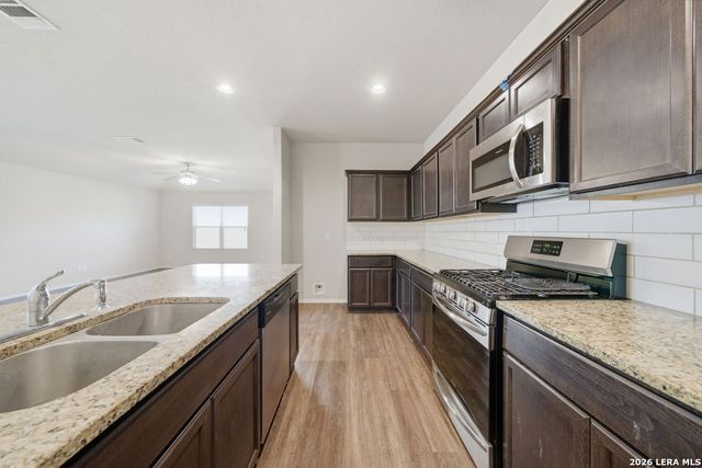 15171 Dione Bend, San Antonio, TX 78245