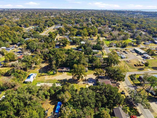 4143 W Gadsden St, Pensacola, FL 32505