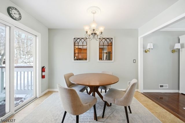49 Pawnee Ave, Oakland Boro, NJ 07436
