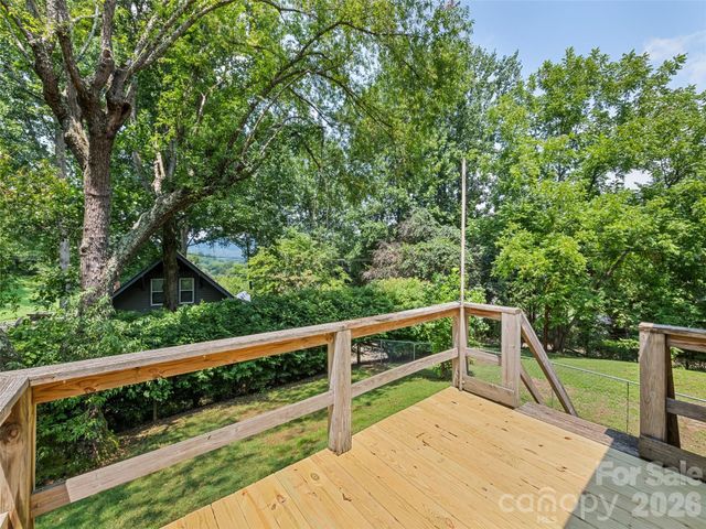 206 Terrell Cove Road, Canton, NC 28716