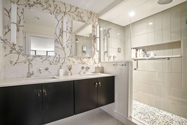 17A Albemarle St 1, Boston, MA 02115