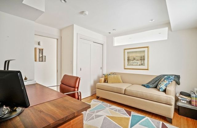 17A Albemarle St 1, Boston, MA 02115