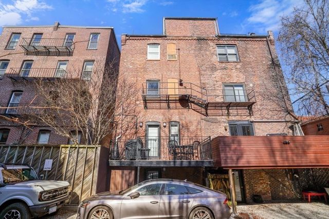 17A Albemarle St 1, Boston, MA 02115