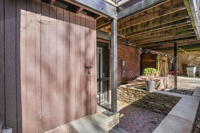 17A Albemarle St 1, Boston, MA 02115