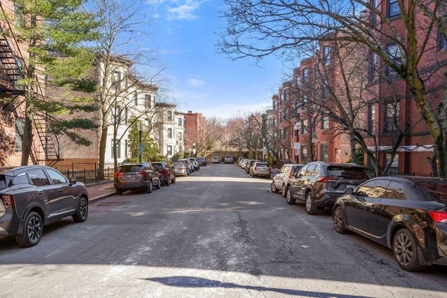 17A Albemarle St 1, Boston, MA 02115