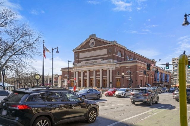 17A Albemarle St 1, Boston, MA 02115