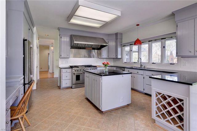 240 William Barksdale, Williamsburg, VA 23185