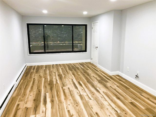 130 Colonial Parkway 1C, Yonkers, NY 10710