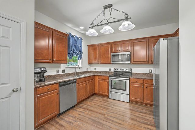 408 Mossy Wood Road, Summerville, SC 29486