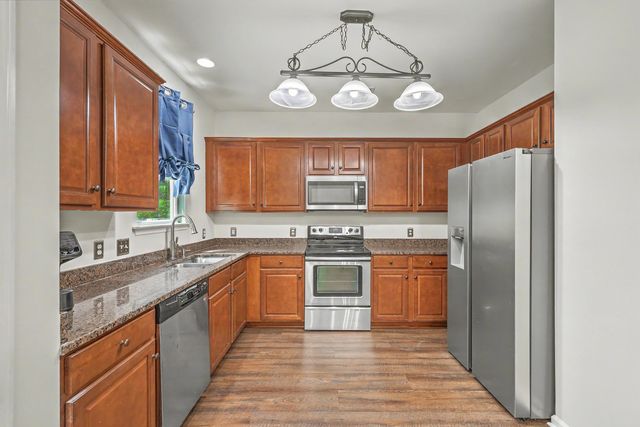 408 Mossy Wood Road, Summerville, SC 29486