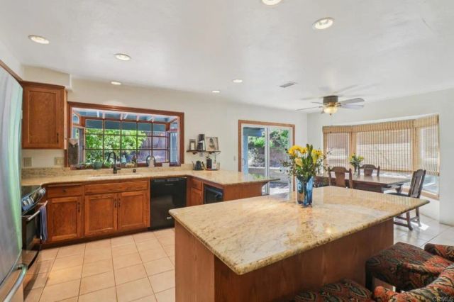 1921 Via Corina, Alpine, CA 91901