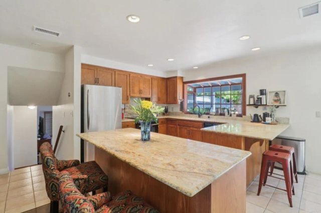 1921 Via Corina, Alpine, CA 91901