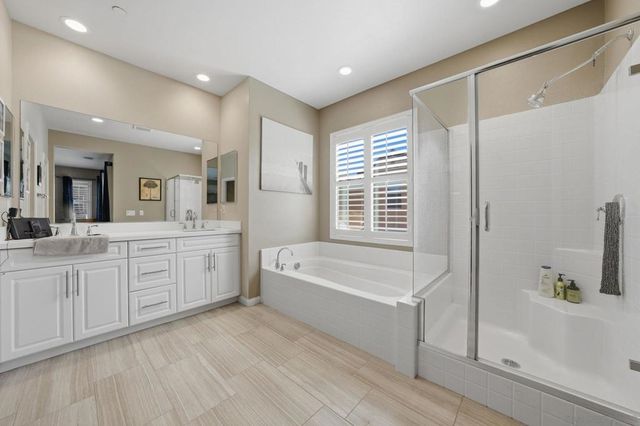 1027 Swaying Palms Way W, San Diego, CA 92154