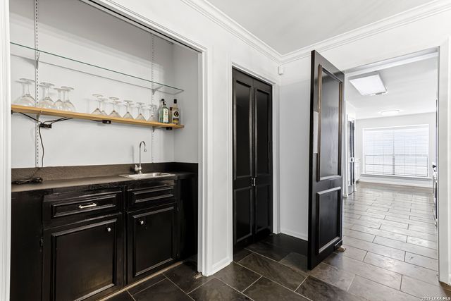 7926 Broadway Apt 301, San Antonio, TX 78209