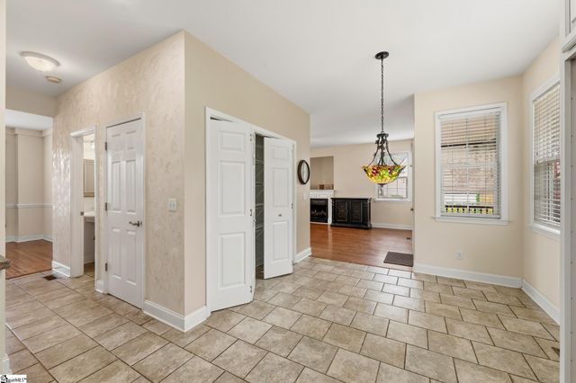 221 Savannah Drive, Anderson, SC 29621