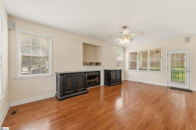 221 Savannah Drive, Anderson, SC 29621