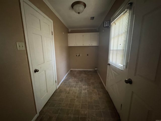 8623 Kennesaw Mountain Drive, Little Rock, AR 72103
