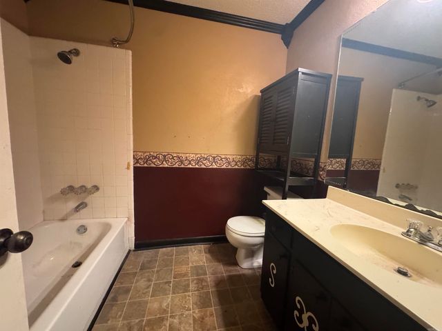 8623 Kennesaw Mountain Drive, Little Rock, AR 72103