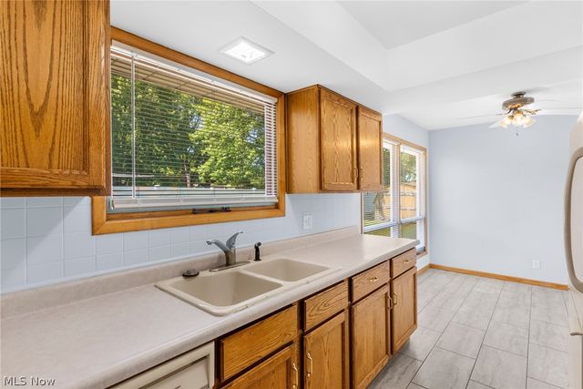 253 Earl Drive NW, Warren, OH 44483