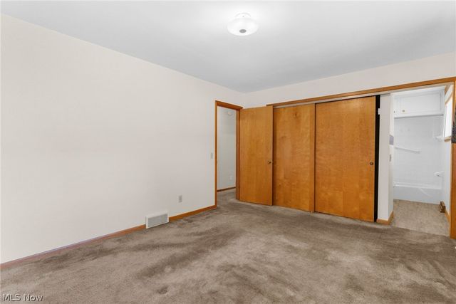 253 Earl Drive NW, Warren, OH 44483