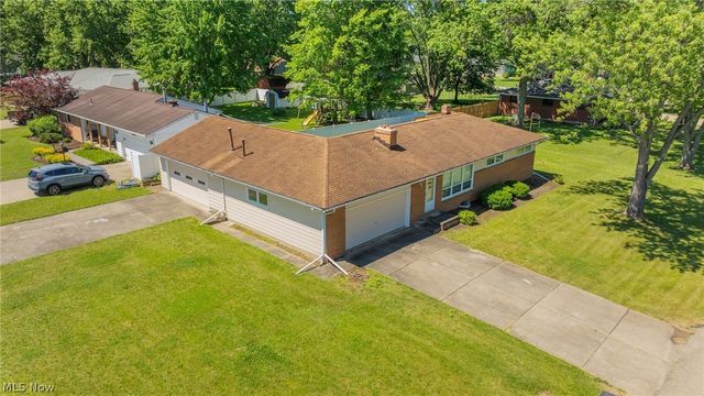 253 Earl Drive NW, Warren, OH 44483