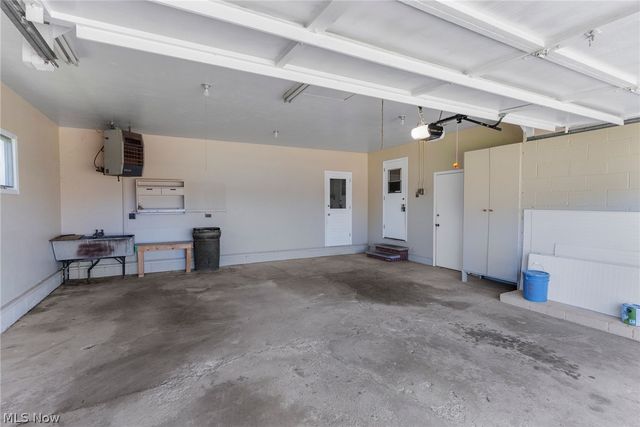 253 Earl Drive NW, Warren, OH 44483