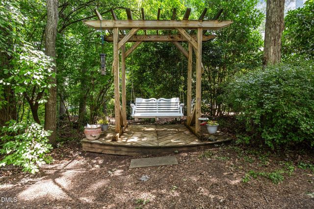 200 Frenchmans Bluff Drive, Cary, NC 27513