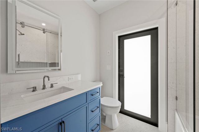 207 Monterey DR, Naples, FL 34119