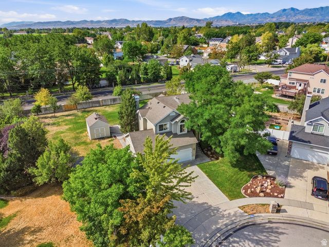 2909 W 9755 S, South Jordan, UT 84095