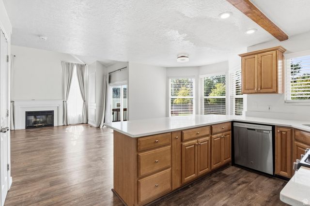 2909 W 9755 S, South Jordan, UT 84095
