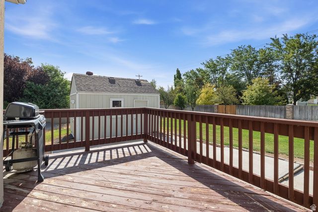 2909 W 9755 S, South Jordan, UT 84095