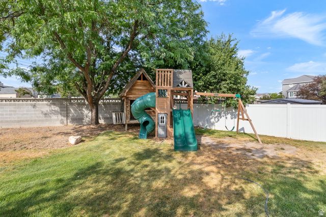 2909 W 9755 S, South Jordan, UT 84095
