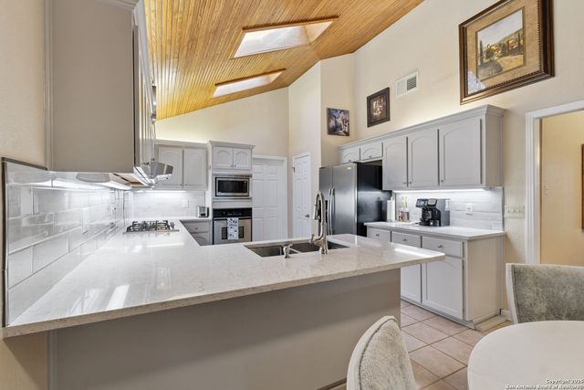 3426 River Way, San Antonio, TX 78230
