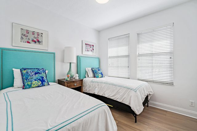 114 Evergrene Parkway, Palm Beach Gardens, FL 33410