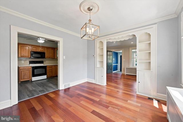 1151 VILLANOVA AVE, Swarthmore, PA 19081