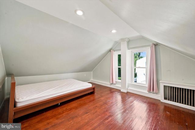 1151 VILLANOVA AVE, Swarthmore, PA 19081