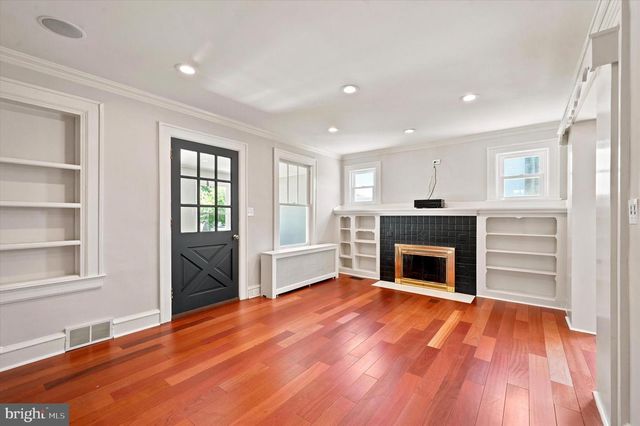 1151 VILLANOVA AVE, Swarthmore, PA 19081