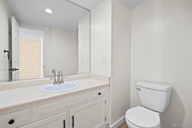 7609 S Cove Circle, Littleton, CO 80122