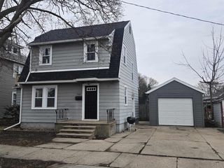 508 E Memorial Drive, Janesville, WI 53548