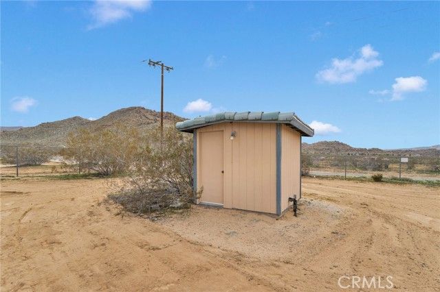 13724 Yuma Road, Apple Valley, CA 92307