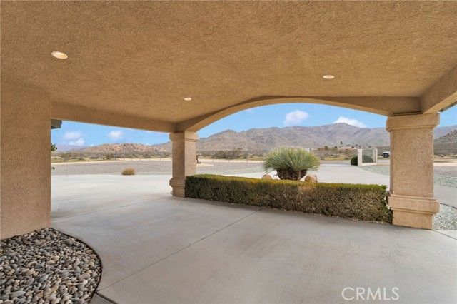 13724 Yuma Road, Apple Valley, CA 92307