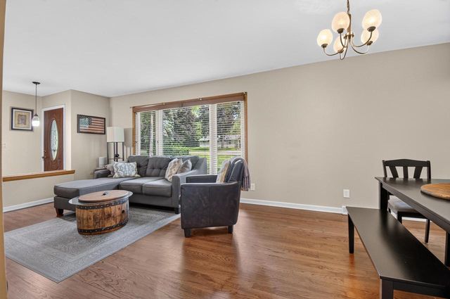 3830 Lakeview DRIVE, Mount Pleasant, WI 53403