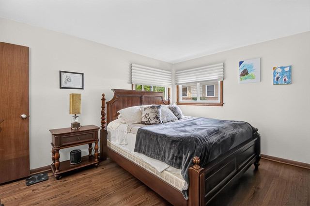 3830 Lakeview DRIVE, Mount Pleasant, WI 53403