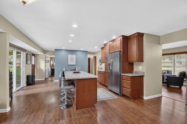 3830 Lakeview DRIVE, Mount Pleasant, WI 53403