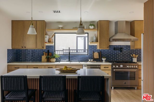 4244 Brunswick Avenue, Los Angeles, CA 90039