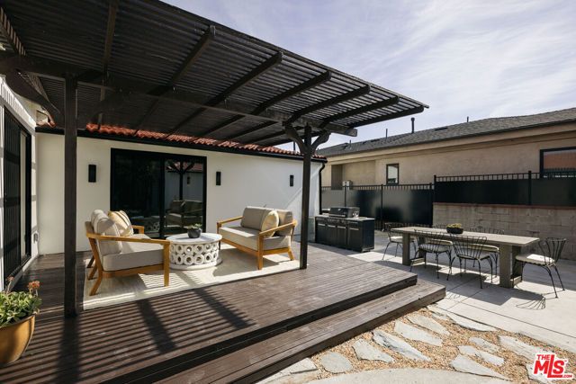 4244 Brunswick Avenue, Los Angeles, CA 90039